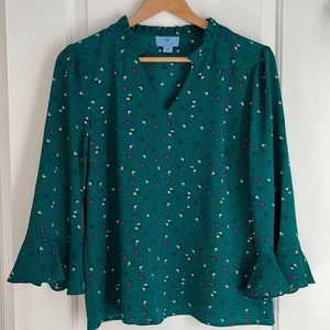 Cece v neck ruffle top